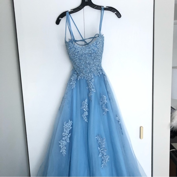 Rene beautiful chiffon & lace corset prom dress in sky blue - Picture 8 of 17